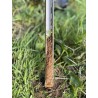 Tarière inox 1 m – carotte de sol visible dans la fente